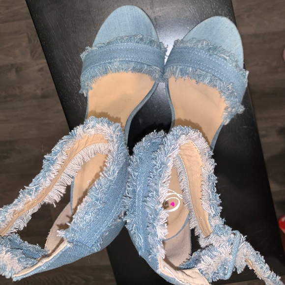 D shoe heel jean size 8.5 - Picture 5 of 7